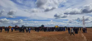 Компания LOVOL Сибирь приняла участие в ежегодном Дне поля завода FEATAGRO - 2025! 